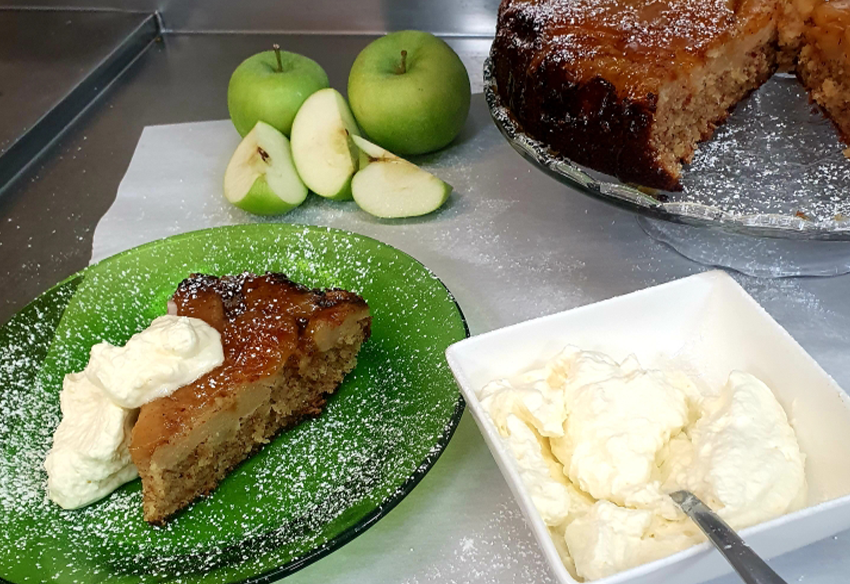 Green-Apple-Cake-In-Perumbavoor